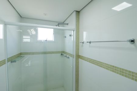 Apartamento à venda com 139m², 3 quartos e 2 vagas Apartamento à venda com 139m², 3 quartos e 2 vagasBanheiro da Suíte 2