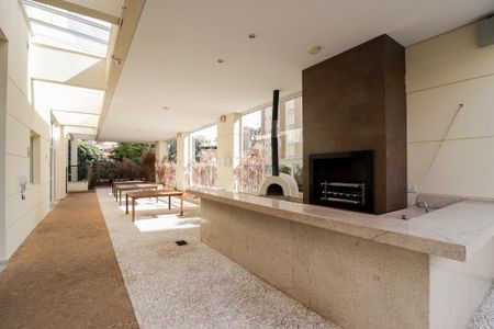 Apartamento à venda com 139m², 3 quartos e 2 vagas Apartamento à venda com 139m², 3 quartos e 2 vagasChurrasqueira