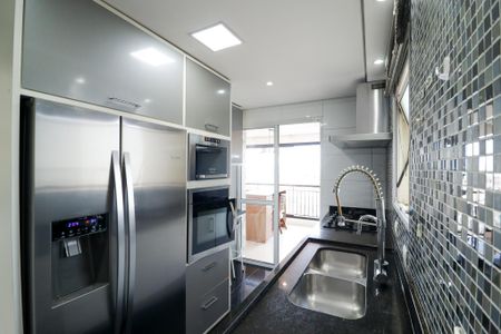 Apartamento à venda com 139m², 3 quartos e 2 vagas Apartamento à venda com 139m², 3 quartos e 2 vagasCozinha