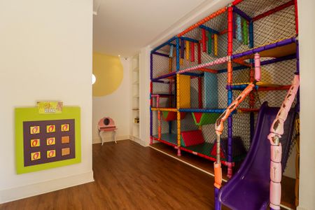 Apartamento à venda com 139m², 3 quartos e 2 vagas Apartamento à venda com 139m², 3 quartos e 2 vagasBrinquedoteca