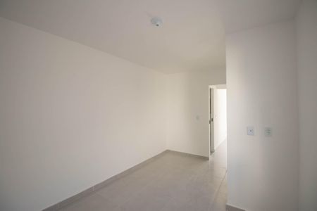 Quarto 2 de apartamento para alugar com 2 quartos, 45m² em Laranjal, São Gonçalo