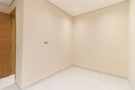 Casa à venda com 140m², 4 quartos e 1 vagaSuíte