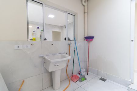 Casa à venda com 140m², 4 quartos e 1 vagaLavanderia