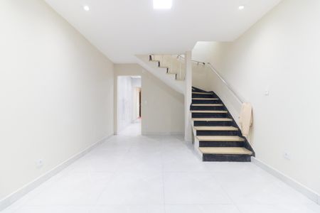 Sala de casa para alugar com 4 quartos, 140m² em Sacomã, São Paulo