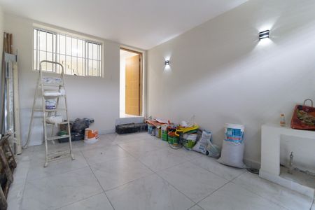 Casa à venda com 140m², 4 quartos e 1 vagaGaragem 