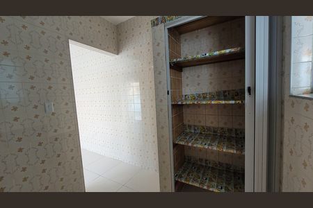 Casa para alugar com 53m², 1 quarto e 5 vagasDispensa
