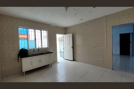 Casa para alugar com 53m², 1 quarto e 5 vagasCozinha