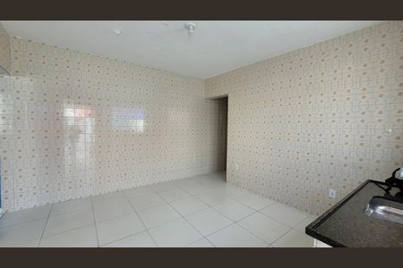 Casa para alugar com 53m², 1 quarto e 5 vagasCozinha