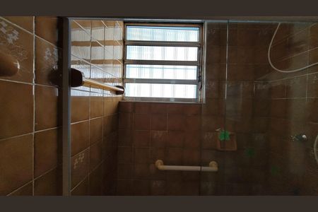 Casa para alugar com 53m², 1 quarto e 5 vagasBanheiro