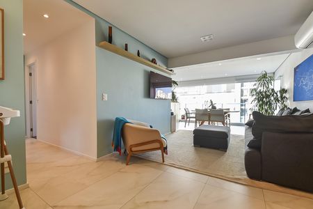 Apartamento à venda com 93m², 2 quartos e 2 vagas Apartamento à venda com 93m², 2 quartos e 2 vagasSala