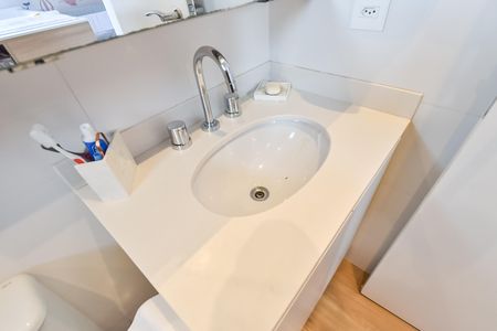 Apartamento à venda com 93m², 2 quartos e 2 vagas Apartamento à venda com 93m², 2 quartos e 2 vagasBanheiro da suíte 1