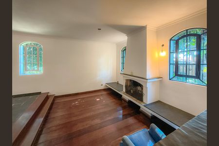 Casa à venda com 300m², 3 quartos e 2 vagas Casa à venda com 300m², 3 quartos e 2 vagasSala 2