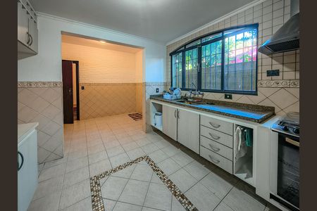 Casa à venda com 300m², 3 quartos e 2 vagas Casa à venda com 300m², 3 quartos e 2 vagasCozinha