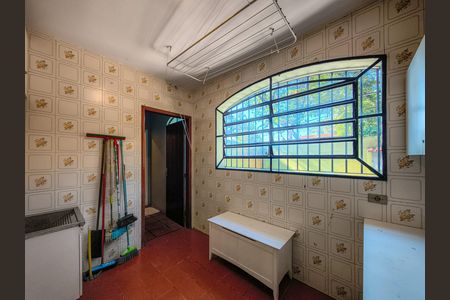 Casa à venda com 300m², 3 quartos e 2 vagas Casa à venda com 300m², 3 quartos e 2 vagasÁrea de Serviço
