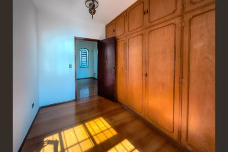 Casa à venda com 300m², 3 quartos e 2 vagas Casa à venda com 300m², 3 quartos e 2 vagasQuarto 1