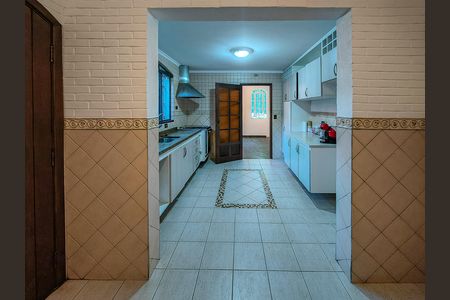 Casa à venda com 300m², 3 quartos e 2 vagas Casa à venda com 300m², 3 quartos e 2 vagasCozinha