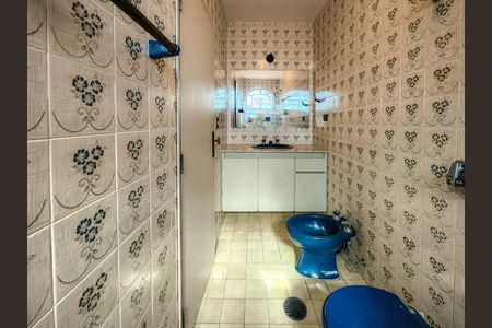 Casa à venda com 300m², 3 quartos e 2 vagas Casa à venda com 300m², 3 quartos e 2 vagasBanheiro da Suíte master
