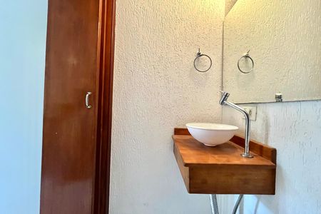 Casa à venda com 79m², 2 quartos e 1 vaga Casa à venda com 79m², 2 quartos e 1 vagaLavabo