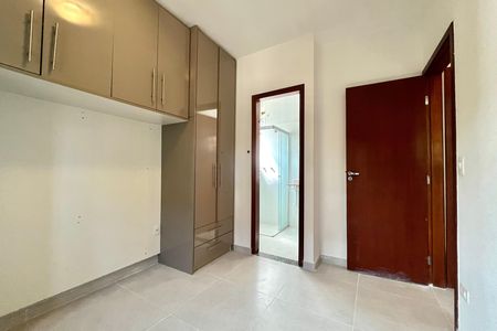 Casa à venda com 79m², 2 quartos e 1 vaga Casa à venda com 79m², 2 quartos e 1 vagaSuite