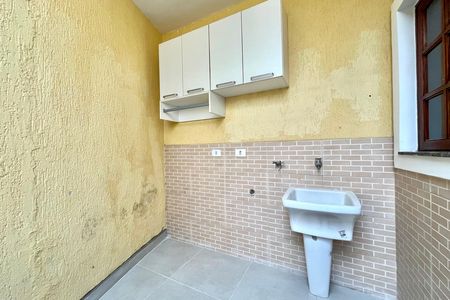 Casa à venda com 79m², 2 quartos e 1 vaga Casa à venda com 79m², 2 quartos e 1 vagaÁrea de Serviço