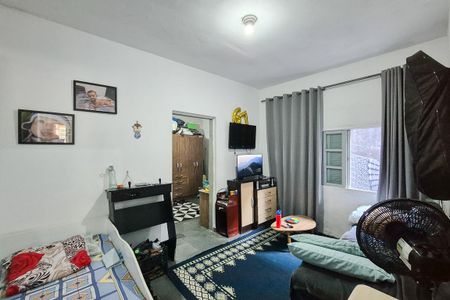 Casa à venda com 160m², 4 quartos e 2 vagas Casa à venda com 160m², 4 quartos e 2 vagasQuarto 2