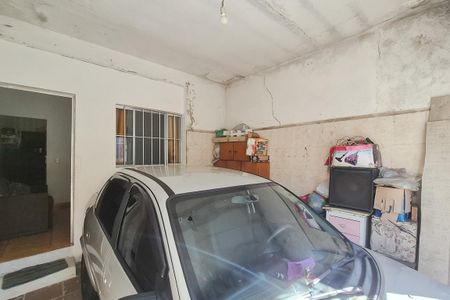 Casa à venda com 160m², 4 quartos e 2 vagas Casa à venda com 160m², 4 quartos e 2 vagasGaragem