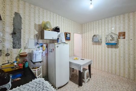 Casa à venda com 160m², 4 quartos e 2 vagas Casa à venda com 160m², 4 quartos e 2 vagasCozinha