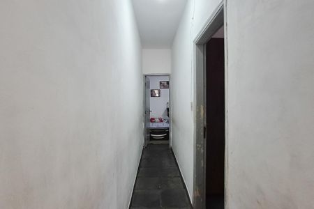 Casa à venda com 160m², 4 quartos e 2 vagas Casa à venda com 160m², 4 quartos e 2 vagascorredor