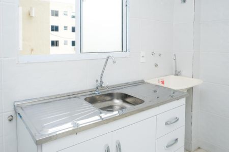 Cozinha de apartamento para alugar com 2 quartos, 43m² em Jardim Alvorada, Nova Iguaçu