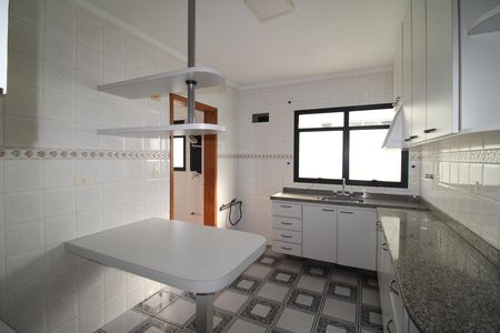Casa à venda com 136m², 4 quartos e 2 vagasCozinha