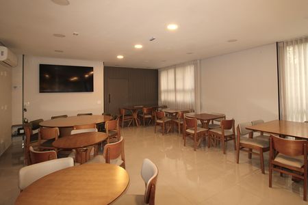 Casa à venda com 136m², 4 quartos e 2 vagasÁrea Comum
