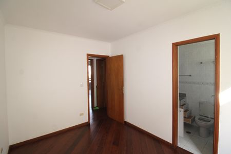 Casa à venda com 136m², 4 quartos e 2 vagasQuarto 2