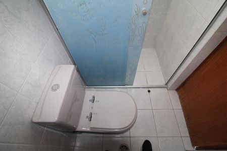 Casa à venda com 136m², 4 quartos e 2 vagasQuarto 2 - Banheiro