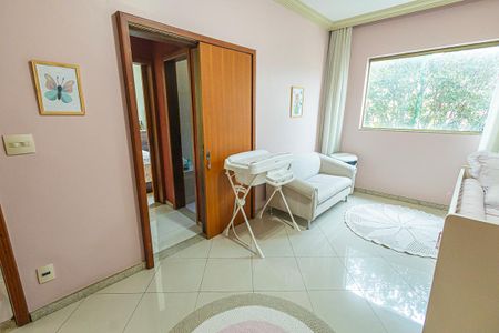 quarto 2 / semi-suite de casa à venda com 3 quartos, 388m² em Alípio de Melo, Belo Horizonte