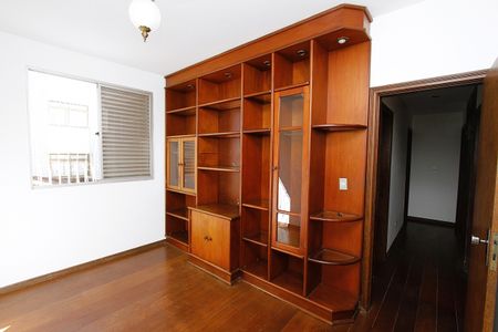 Apartamento à venda com 195m², 4 quartos e 2 vagasQuarto 1