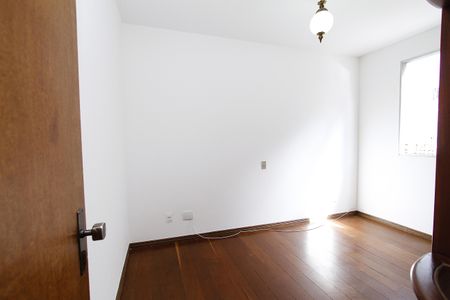 Apartamento à venda com 195m², 4 quartos e 2 vagasQuarto 2