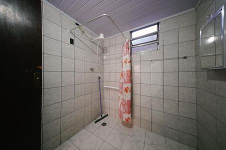 Casa para alugar com 80m², 2 quartos e sem vagaBanheiro