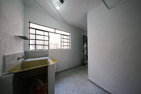 Casa para alugar com 80m², 2 quartos e sem vagaÁrea de Serviço