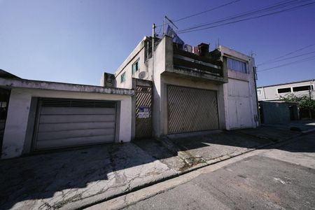 Casa para alugar com 80m², 2 quartos e sem vagaFachada