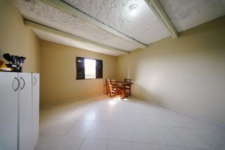 Casa para alugar com 80m², 2 quartos e sem vagaQuarto 2