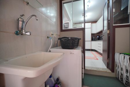 Área de Serviço de casa para alugar com 3 quartos, 133m² em Campeche Central, Florianópolis