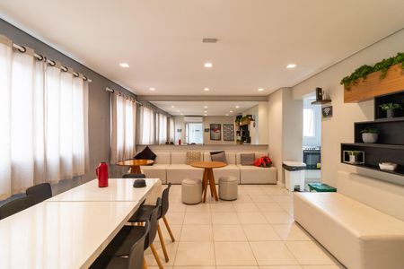 Apartamento para alugar com 35m², 2 quartos e sem vagaÁrea comum - Salão de festas