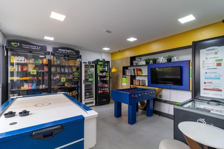 Apartamento para alugar com 35m², 2 quartos e sem vagaÁrea comum - Salão de jogos