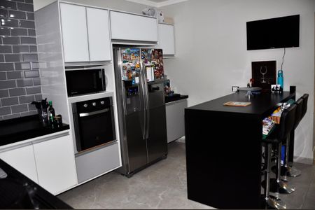 Casa à venda com 205m², 3 quartos e 2 vagas Casa à venda com 205m², 3 quartos e 2 vagasDetalhe - Cozinha