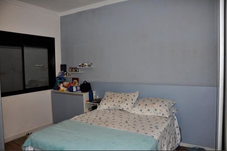 Casa à venda com 205m², 3 quartos e 2 vagas Casa à venda com 205m², 3 quartos e 2 vagasDetalhe - Quarto 03 com Suíte