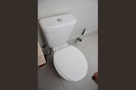 Casa à venda com 205m², 3 quartos e 2 vagas Casa à venda com 205m², 3 quartos e 2 vagasDetalhe - Lavabo - Sala e Sala de Jantar