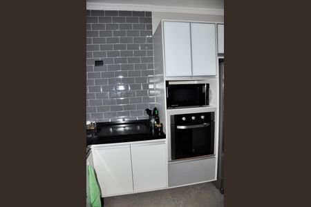Casa à venda com 205m², 3 quartos e 2 vagas Casa à venda com 205m², 3 quartos e 2 vagasDetalhe - Cozinha