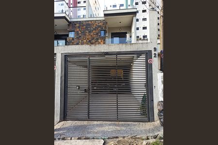 Casa à venda com 205m², 3 quartos e 2 vagas Casa à venda com 205m², 3 quartos e 2 vagasFachada do Imóvel