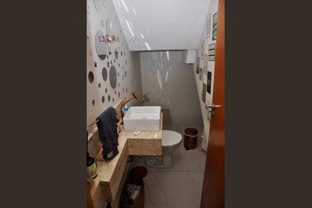 Casa à venda com 205m², 3 quartos e 2 vagas Casa à venda com 205m², 3 quartos e 2 vagasDetalhe - Lavabo - Sala e Sala de Jantar