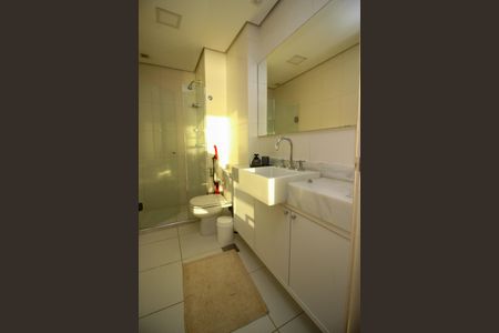 Banheiro da Suíte de apartamento para alugar com 1 quarto, 43m² em Cristal, Porto Alegre
